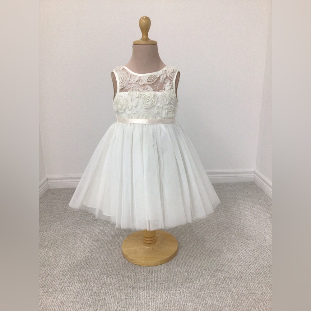 Ivory Floral Lace Flower Girl Dress - Rosebud 5136
